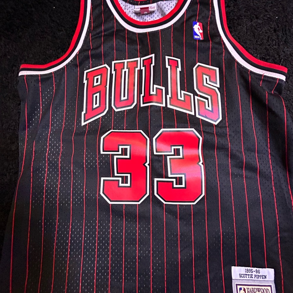 Chicago Bulls Black and Red Basketball Jersey